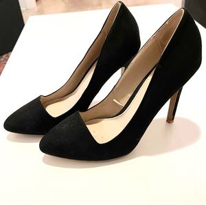 Black velvet heels